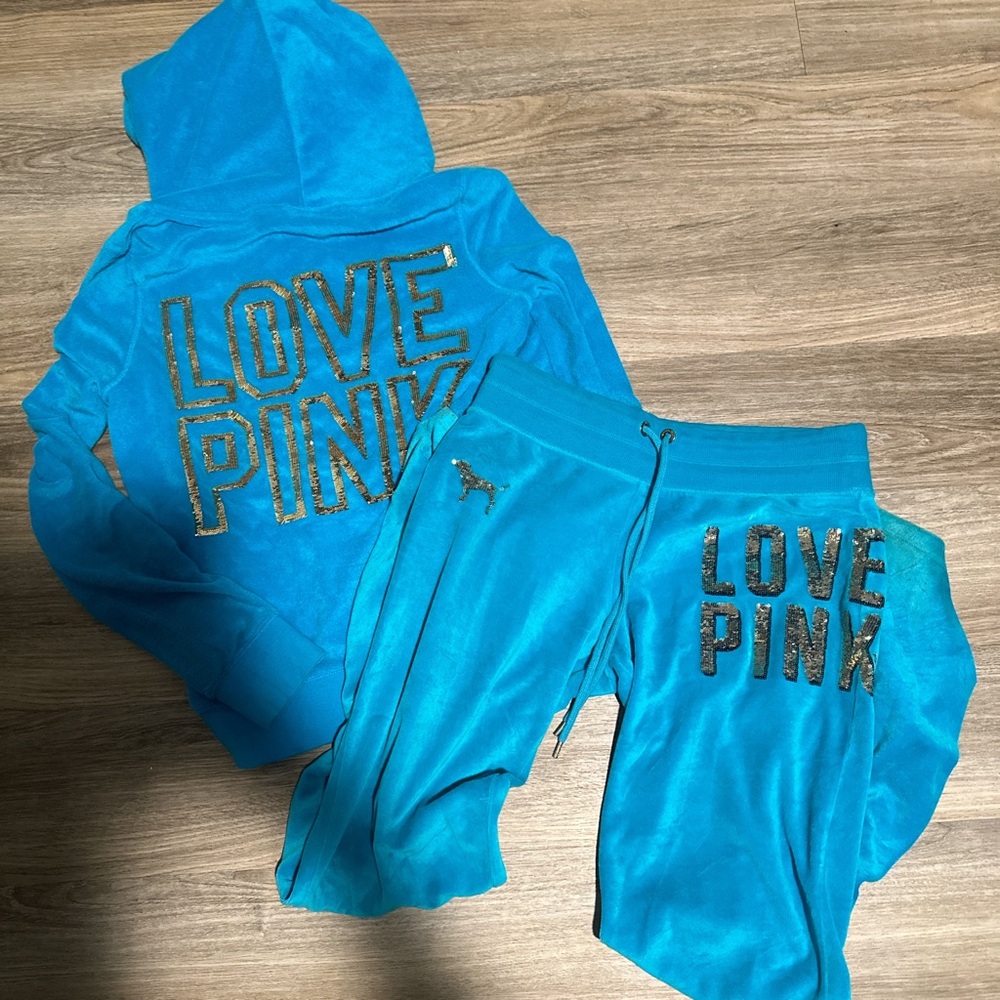 ⚠️SOLD⚠️Victoria’s Secret PINK teal track set